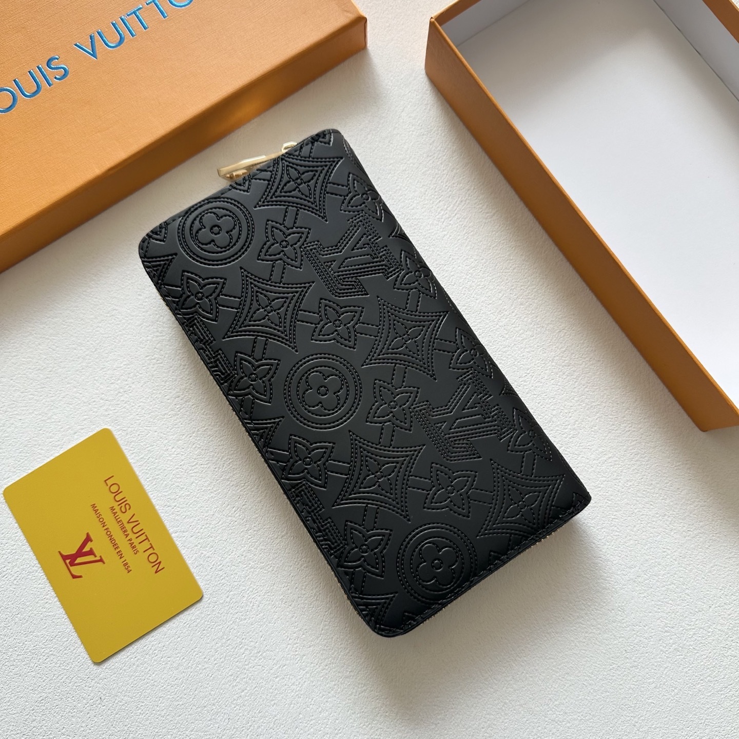 【モノグラム】Louis Vuitton LV×TM ジッピー・ウォレット