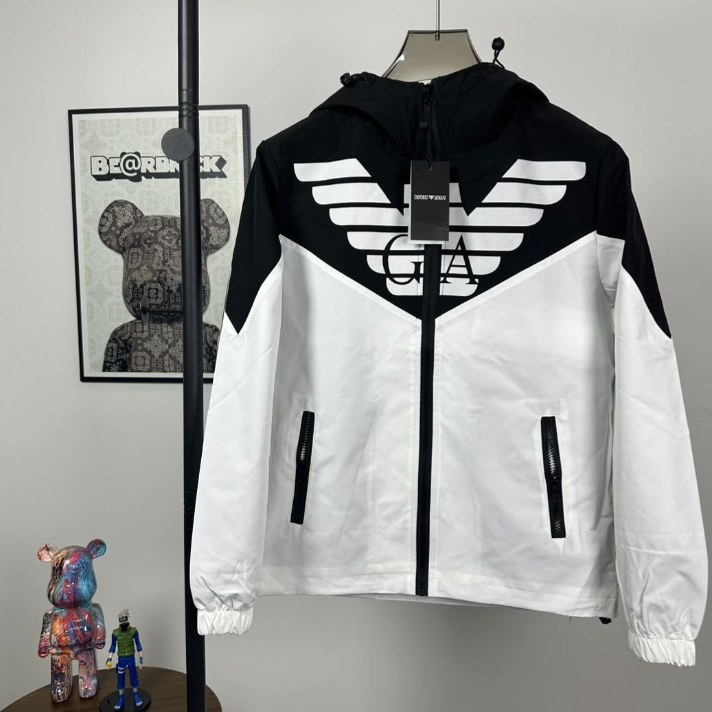 【 ARMANI旗艦店】ご好評に付き再入荷！！