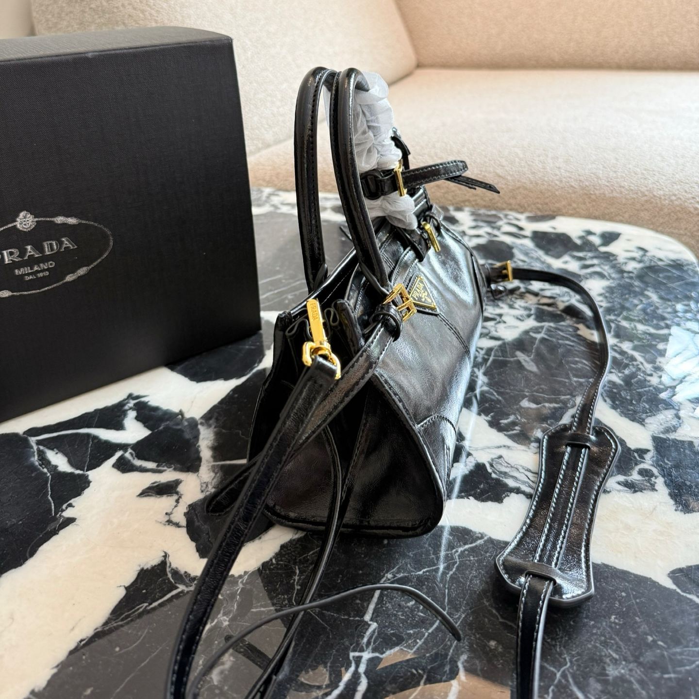 ◆PRADA◆パデッド  ロゴ ショルダーバッグ