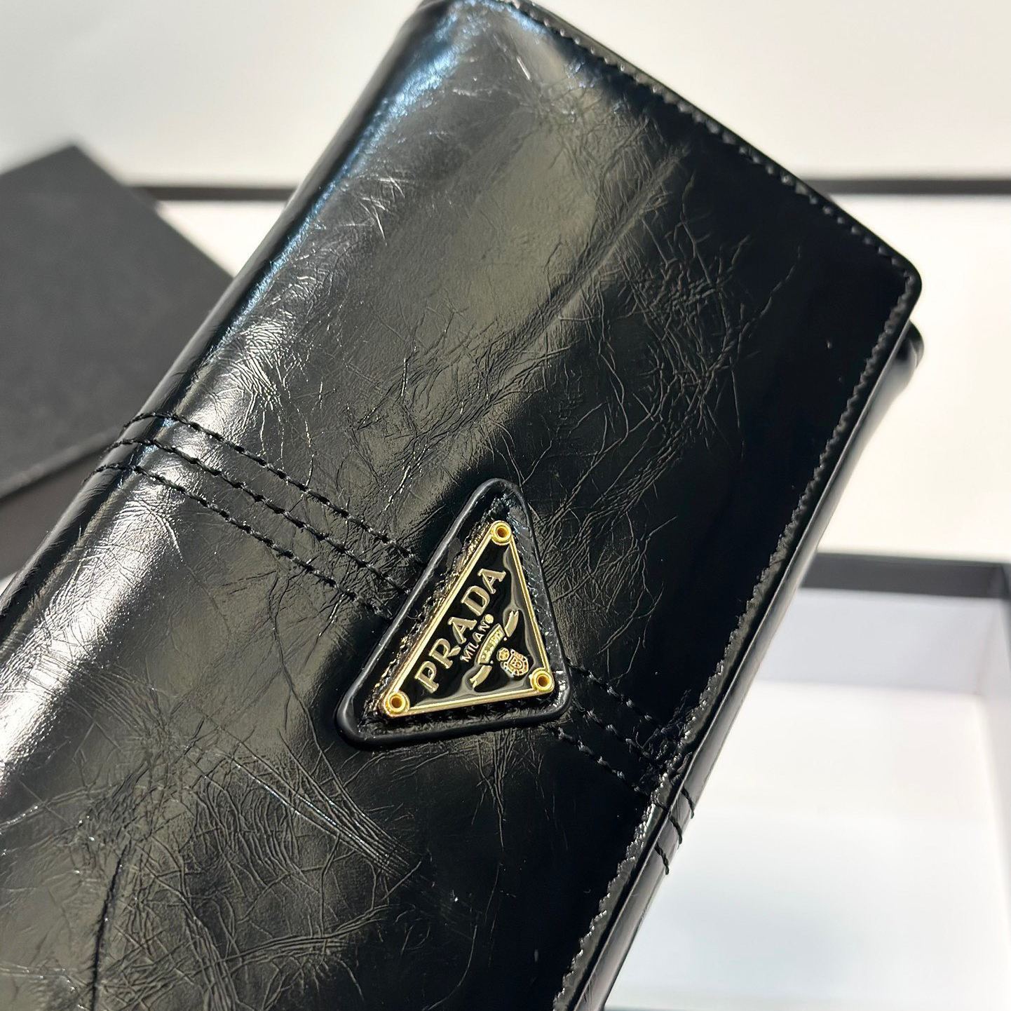 希少◆クロコの高級感◆PRADA ベアン Bearn 長財布