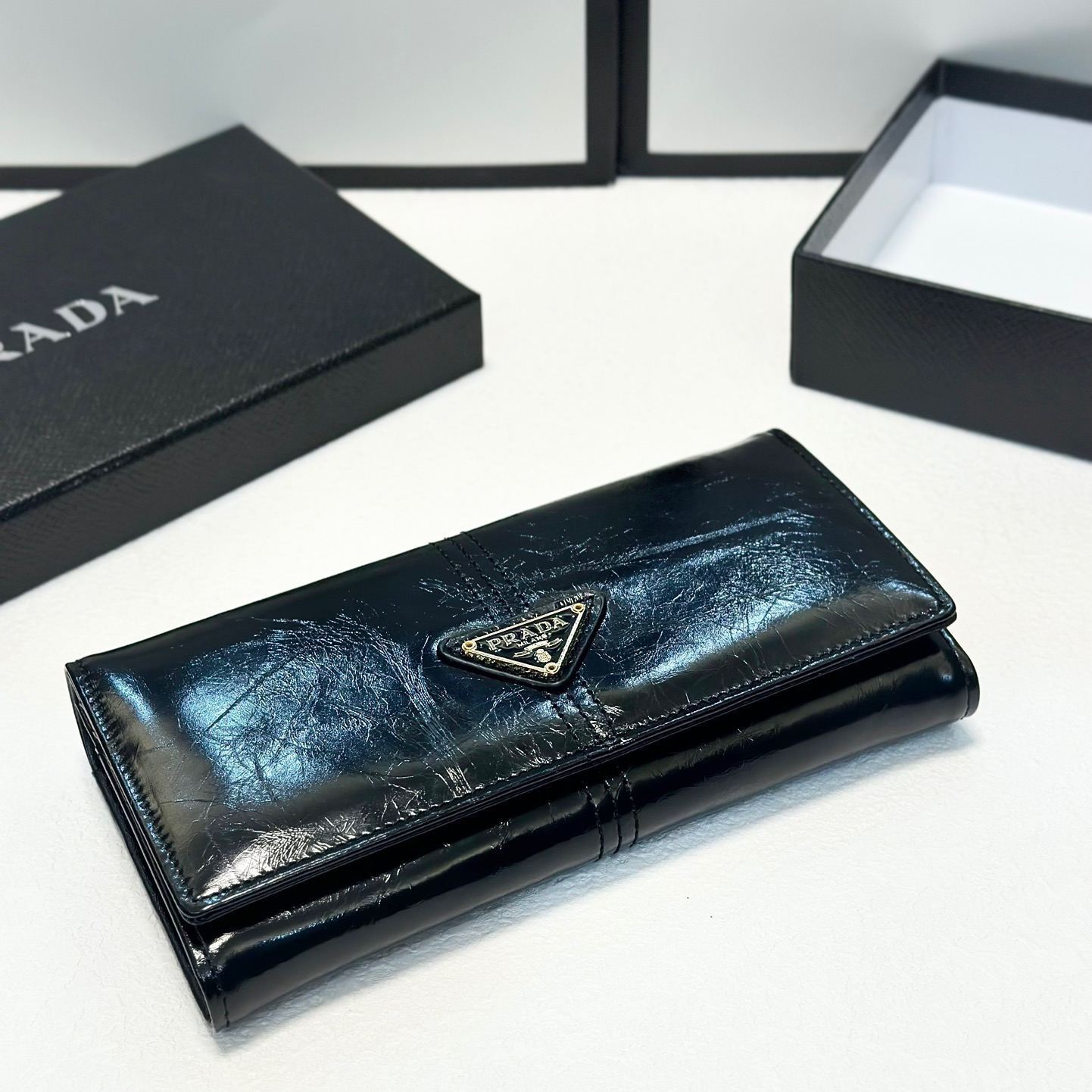 希少◆クロコの高級感◆PRADA ベアン Bearn 長財布