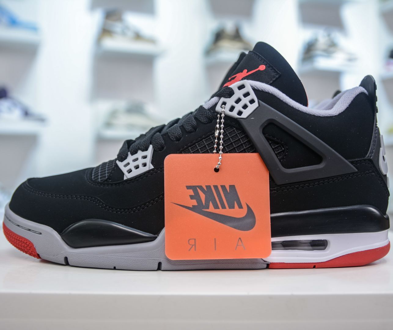 NIKE AIR JORDAN 4 AJ4 Retro Bull