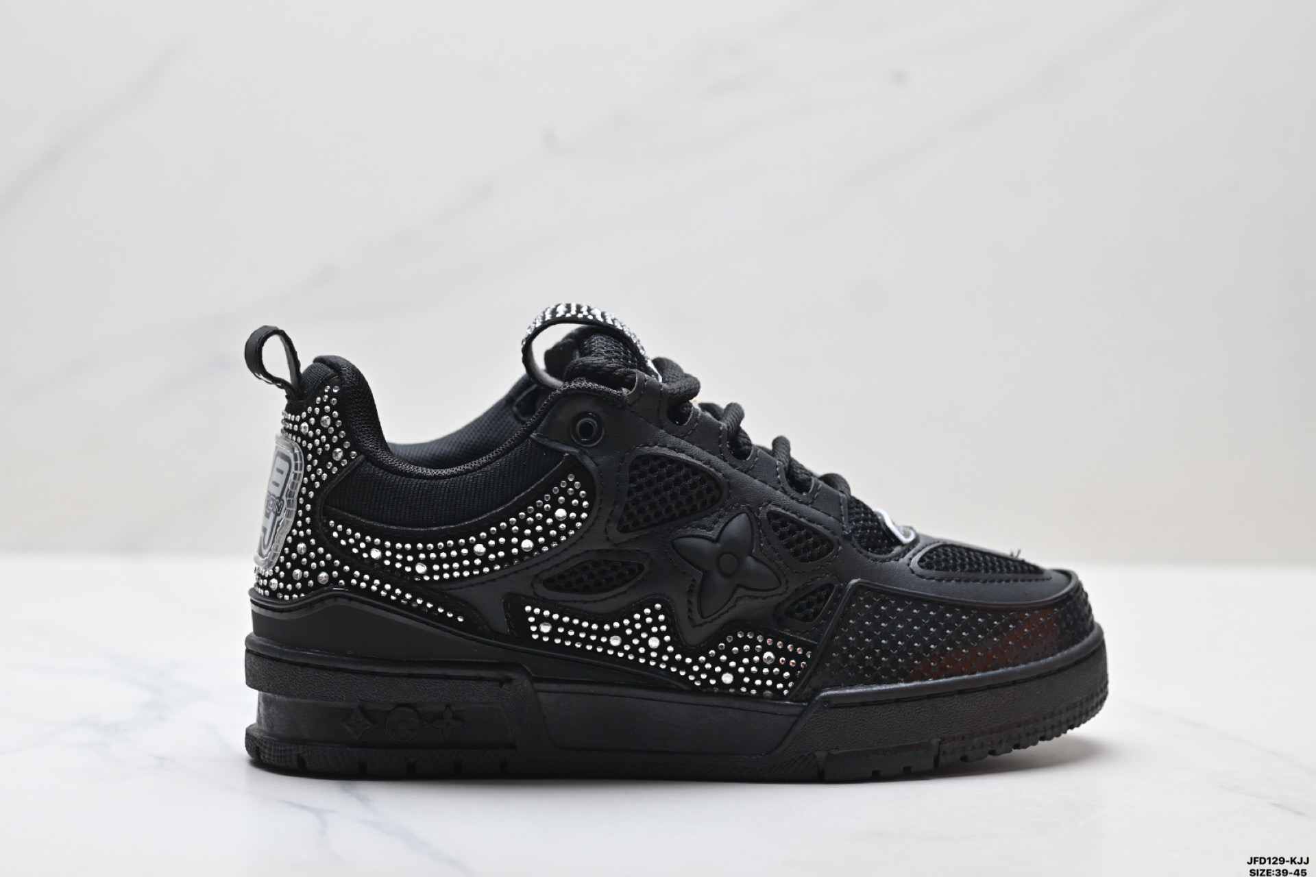Louis Vuitton Trainer Sneaker Low 