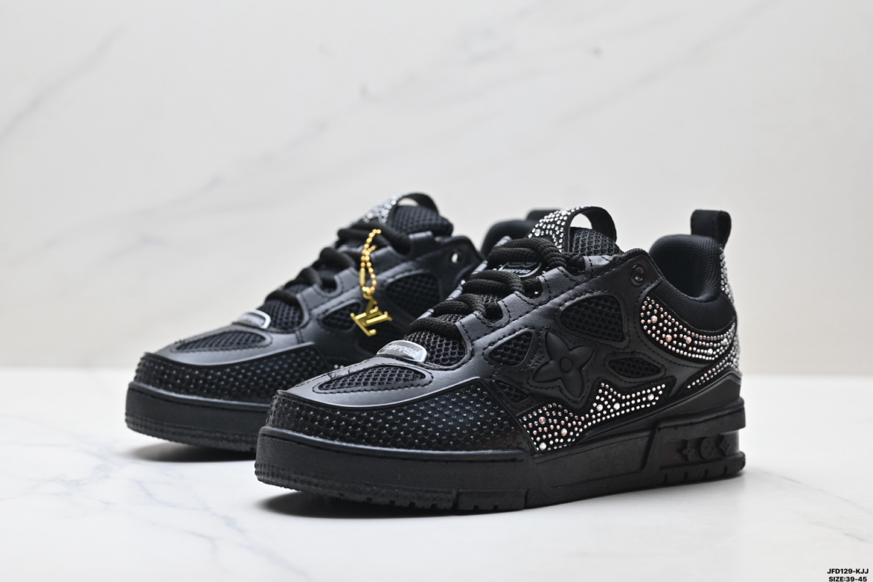 Louis Vuitton Trainer Sneaker Low 