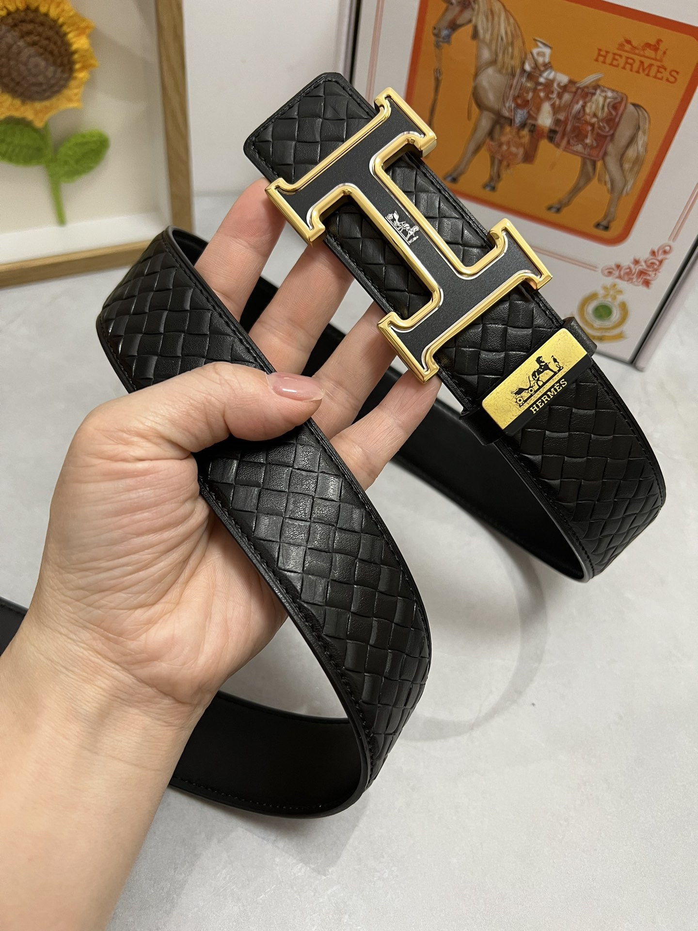 「Hermes 公式 旗艦店」ご好評に付き再入荷！！