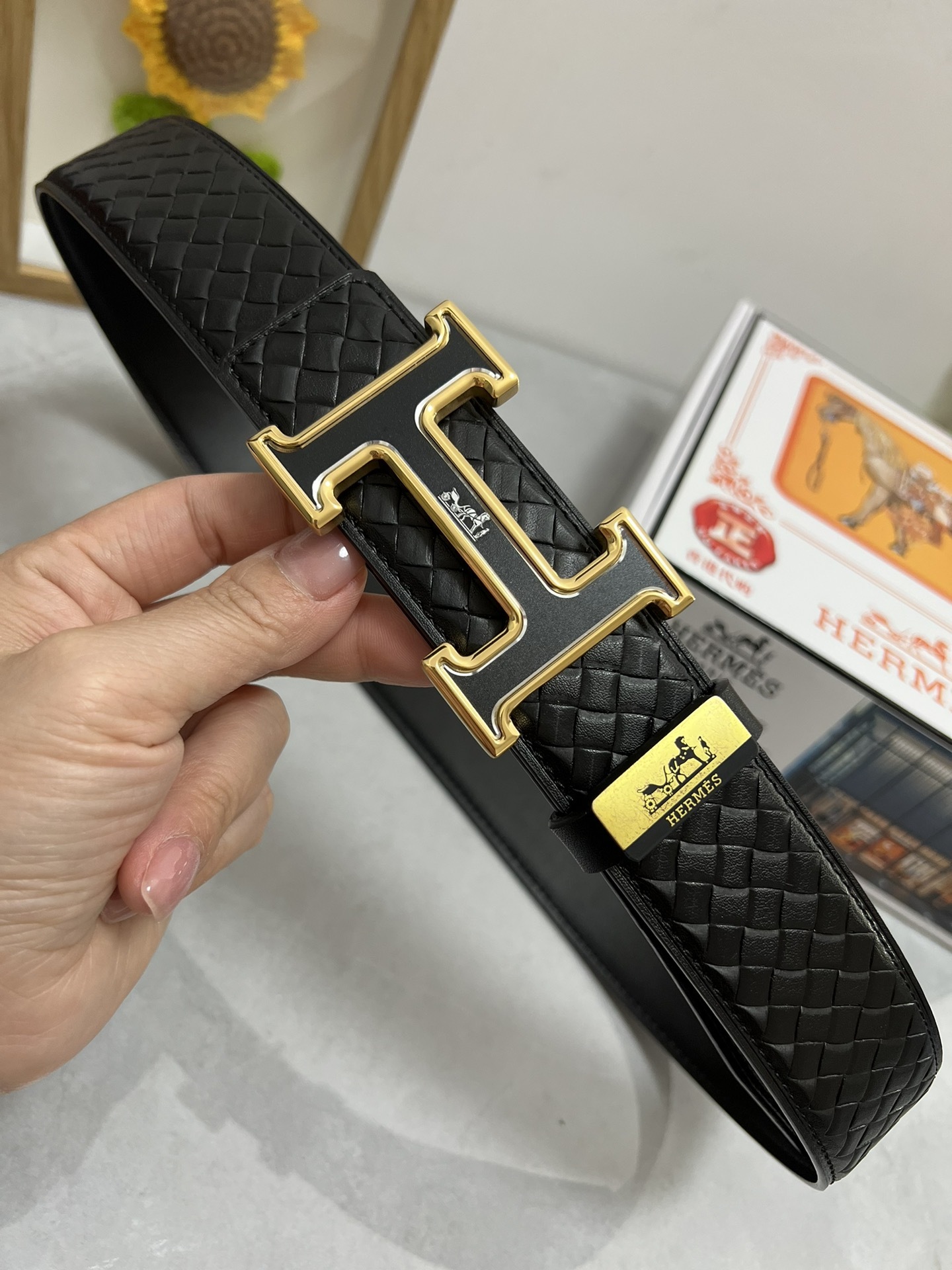 「Hermes 公式 旗艦店」ご好評に付き再入荷！！