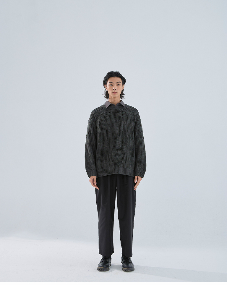 ユニセックス太めニットセーター 4色展開