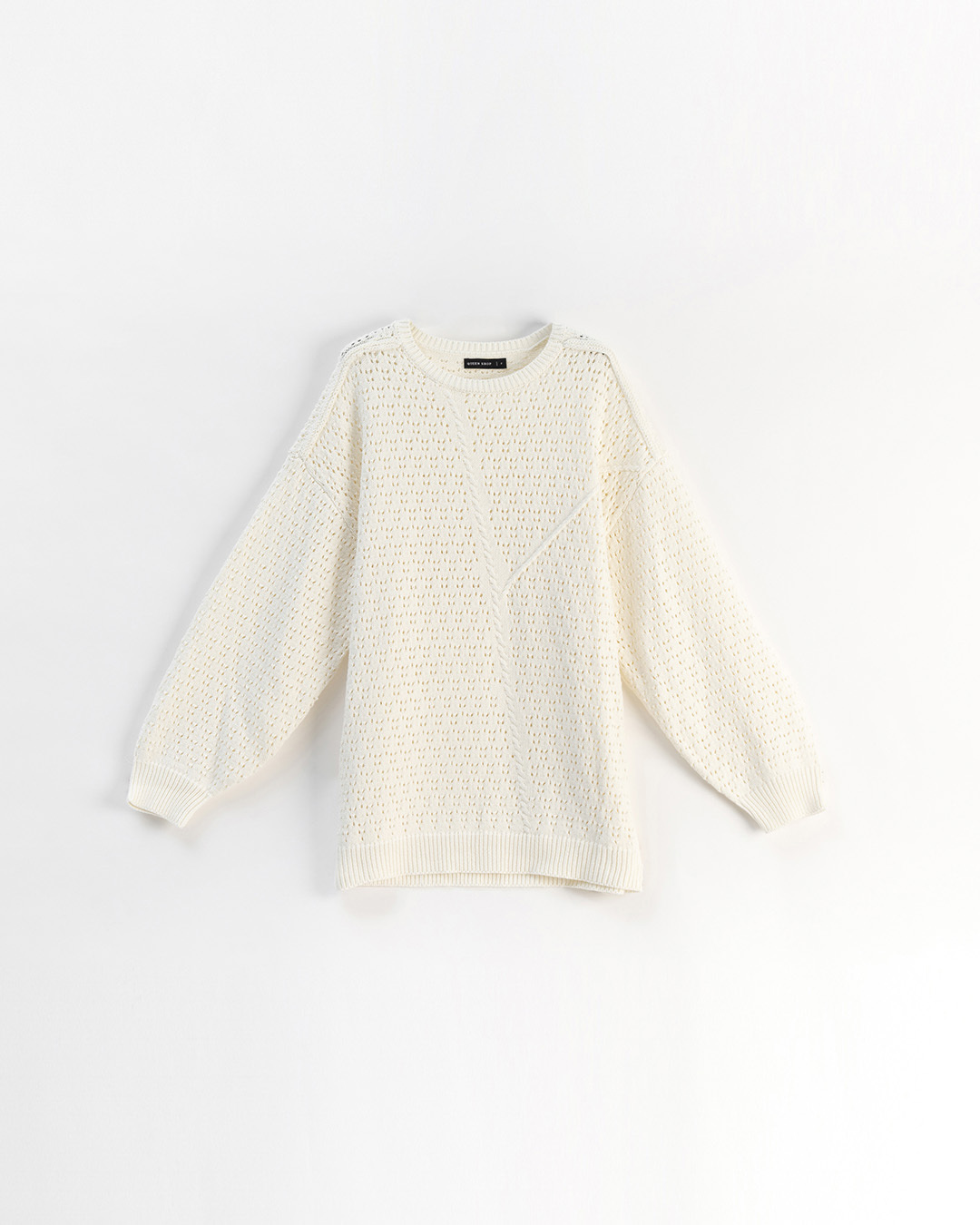 透かし編みオーバーサイズニット 2色展開