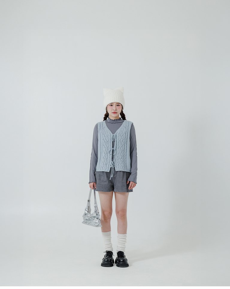 ケーブル透かし編みニットベスト 3色展開