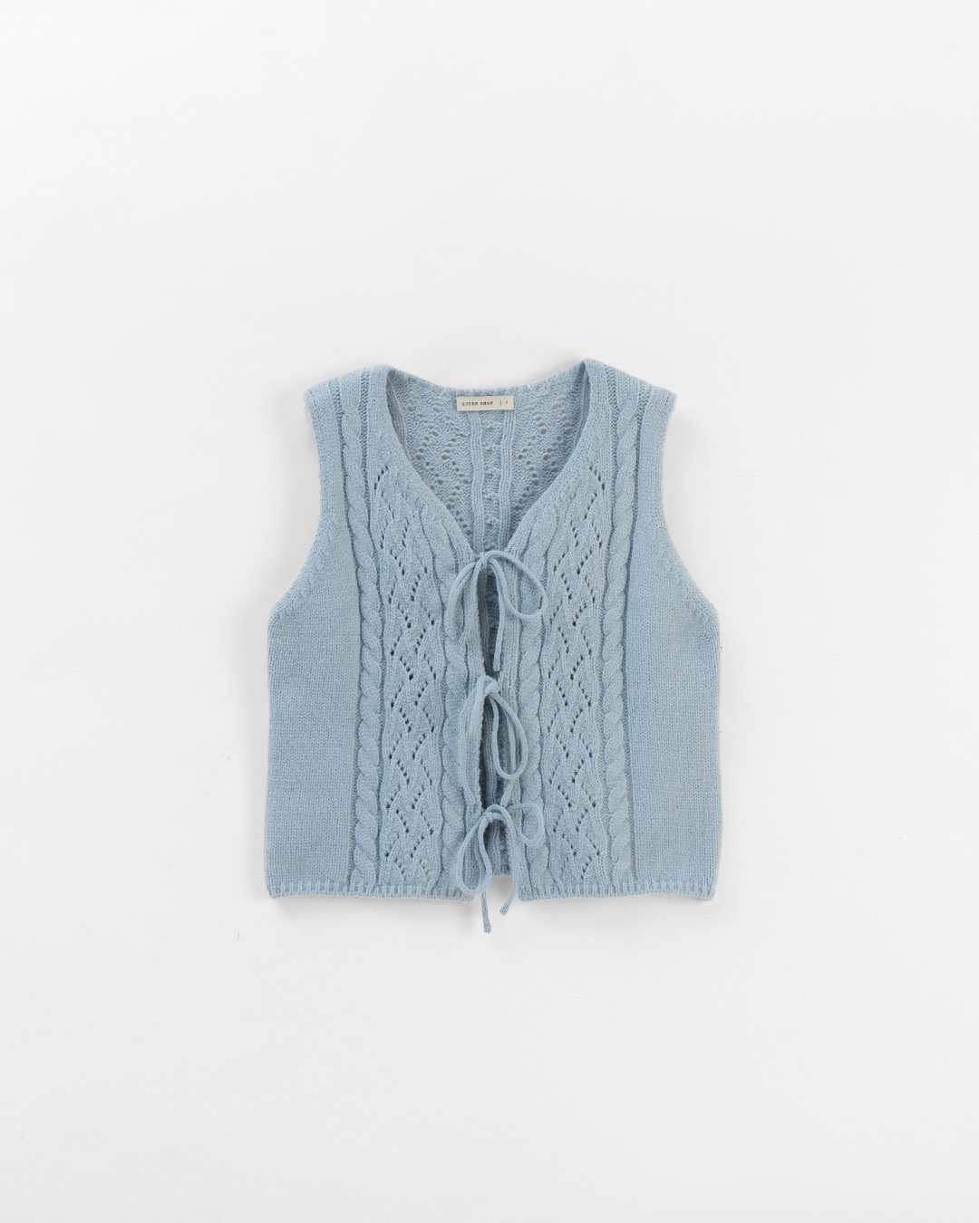 ケーブル透かし編みニットベスト 3色展開