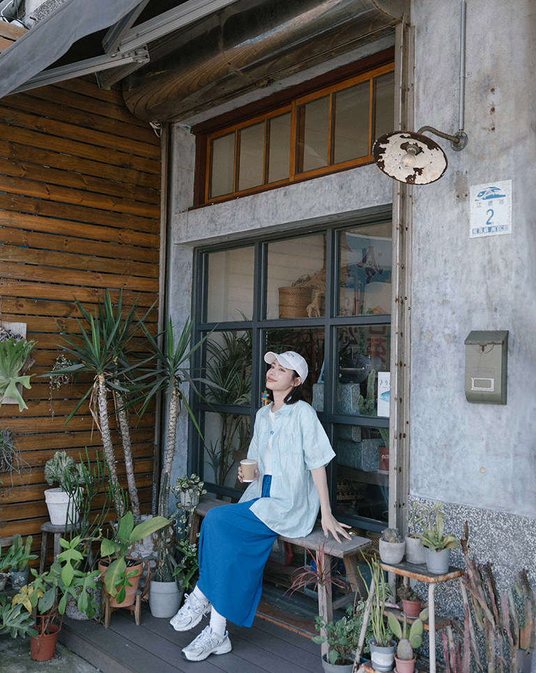 シワ加工半袖シアーシャツ 2色展開
