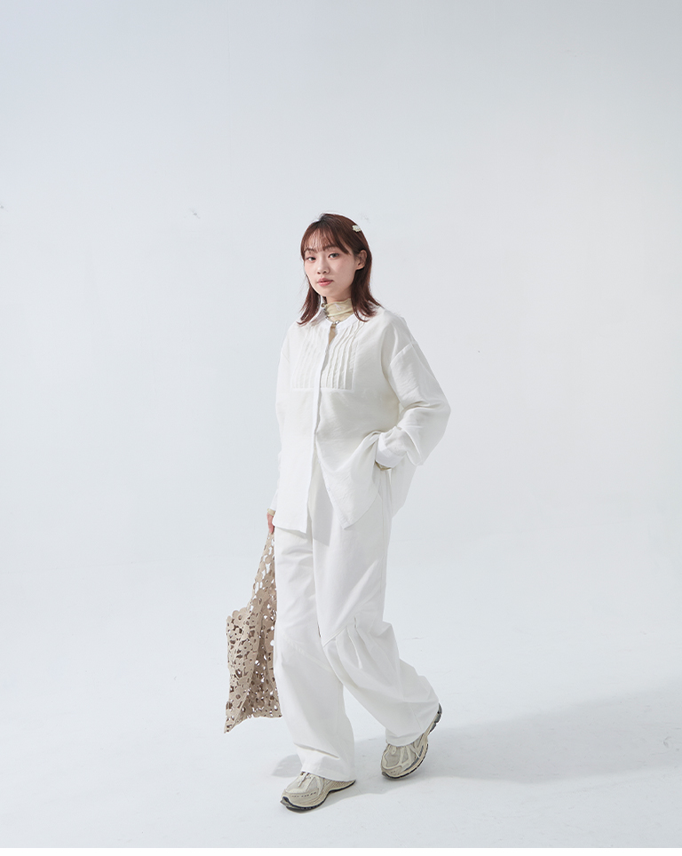 クルーネックシアーシャツ2色展開