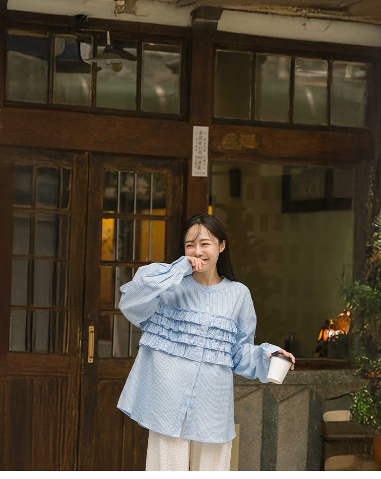 フリルストライプバンドカラーシャツ 2色展開