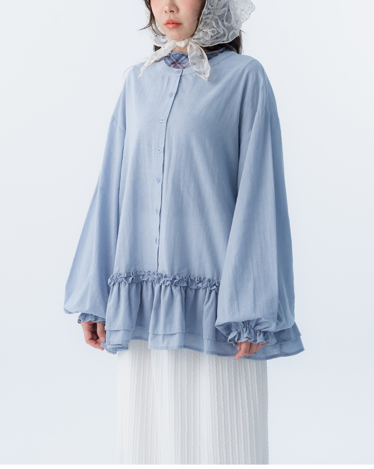 フリル裾ラウンドネックシャツ 2色展開