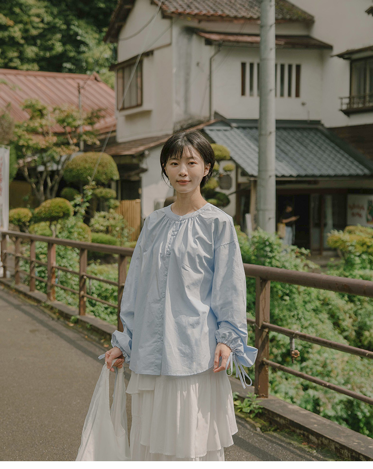 パフスリーブシャツ  3色展開