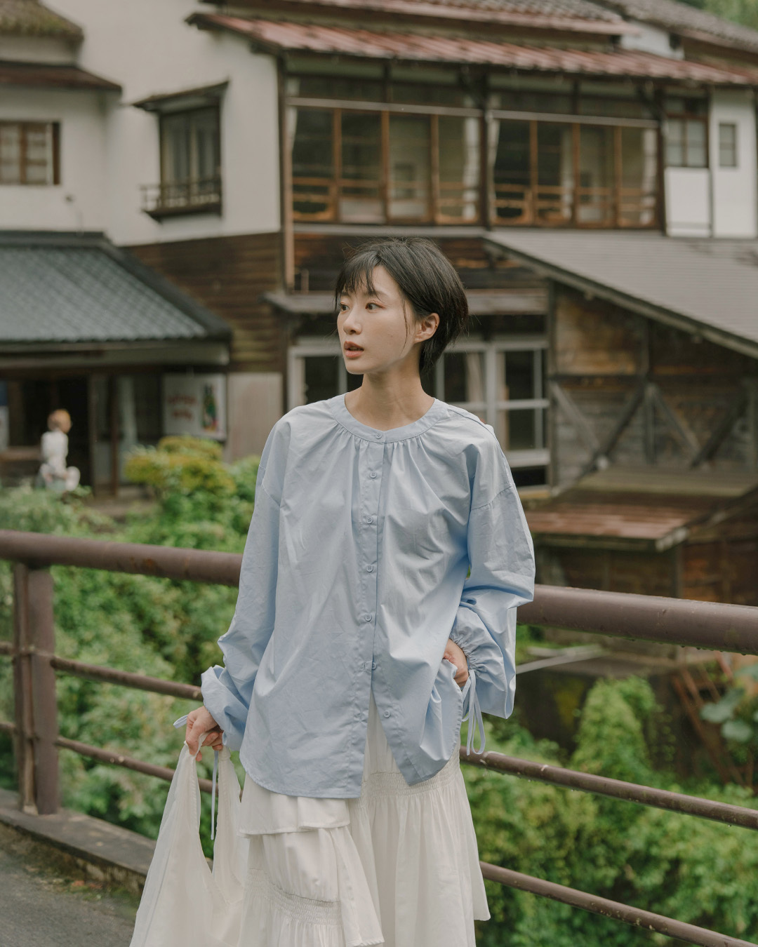 パフスリーブシャツ  3色展開