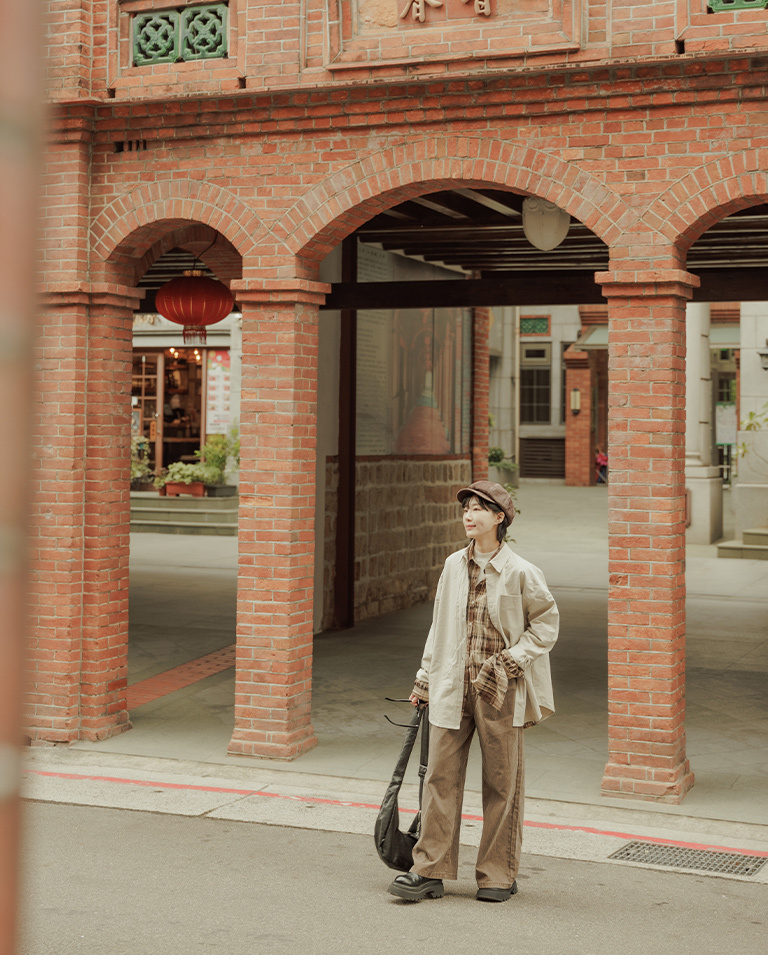 春1尚未收到---チェック柄オーバーサイズシャツ 2色展開