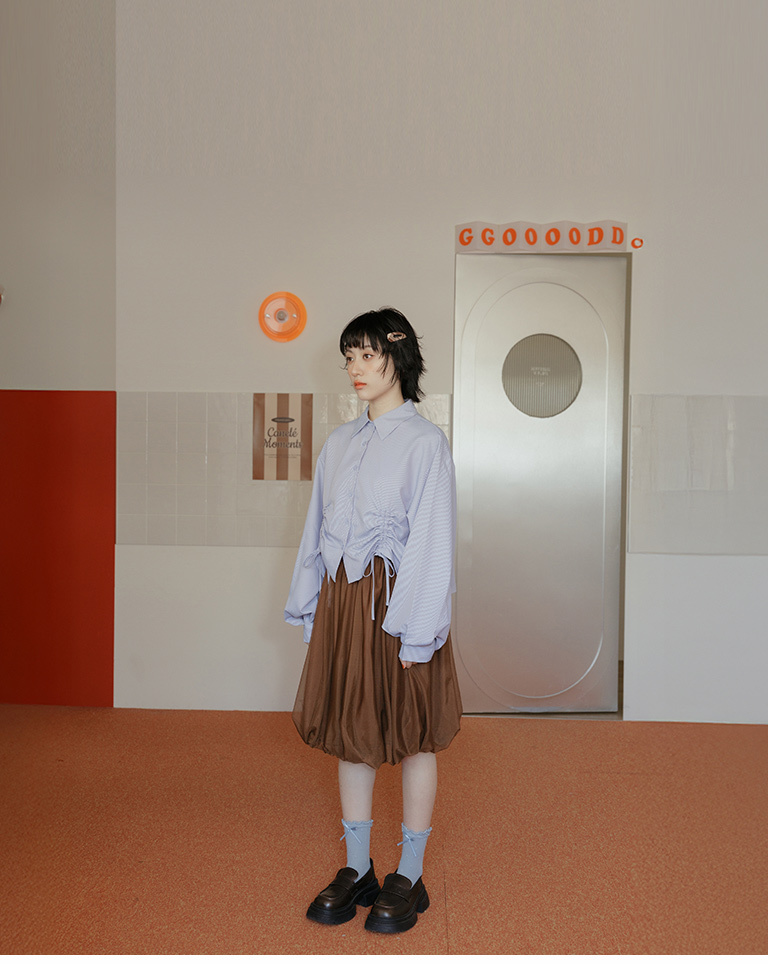 ストライプシャーリングショート丈シャツ 2色展開