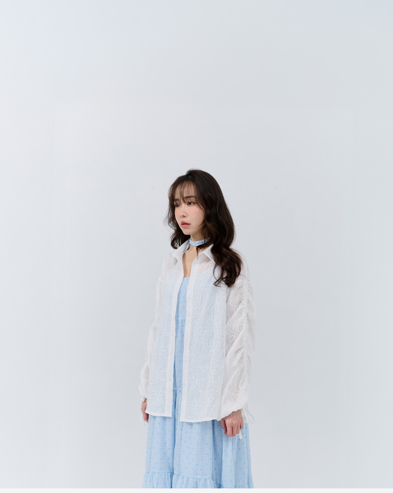 ジャカードシアー袖ギャザーシャツ 2色展開