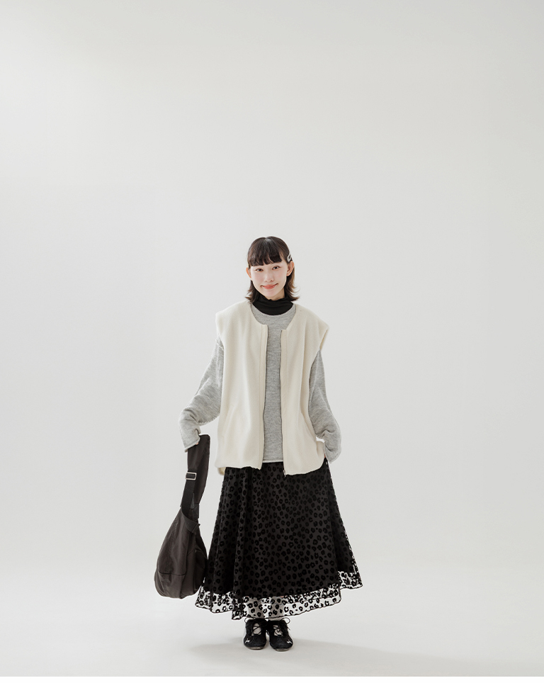 ハンドステッチワイドニット 2色展開