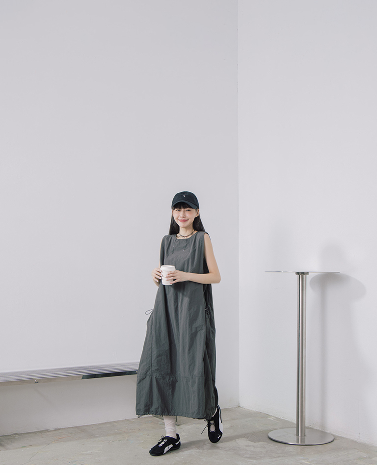 ノースリーブバルーンワンピース 2色展開