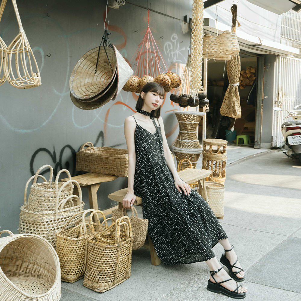 リボンタイ付き花柄ワンピ 2色展開