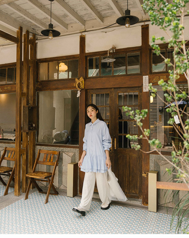 ストライプフリルティアードワンピース