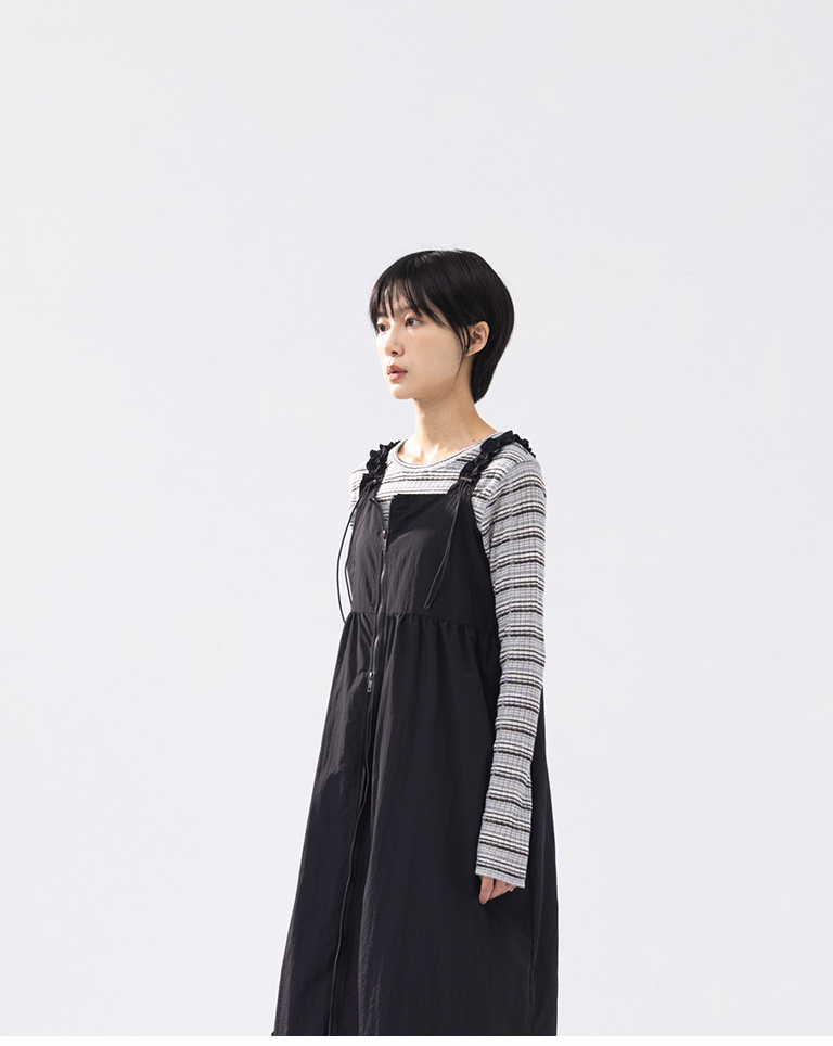 ストラップジップワンピース 2色展開