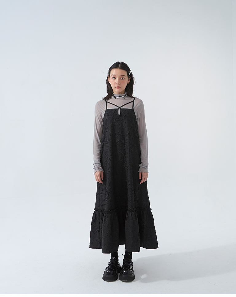 立体ジャカードキャミワンピース　2色展開