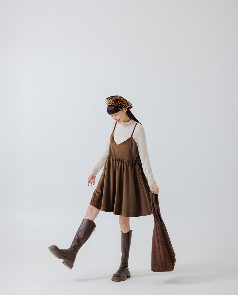 光沢ベルベットVネックキャミワンピース 2色展開