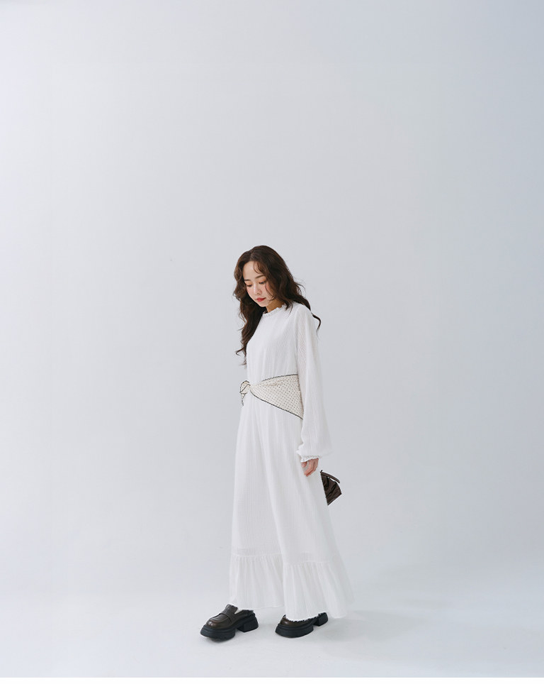 立ち襟ジャカードワンピース