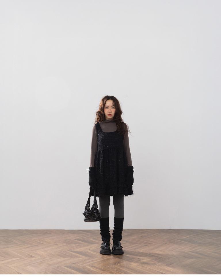 冬8未入荷---フェザーラメミニワンピース 2色展開