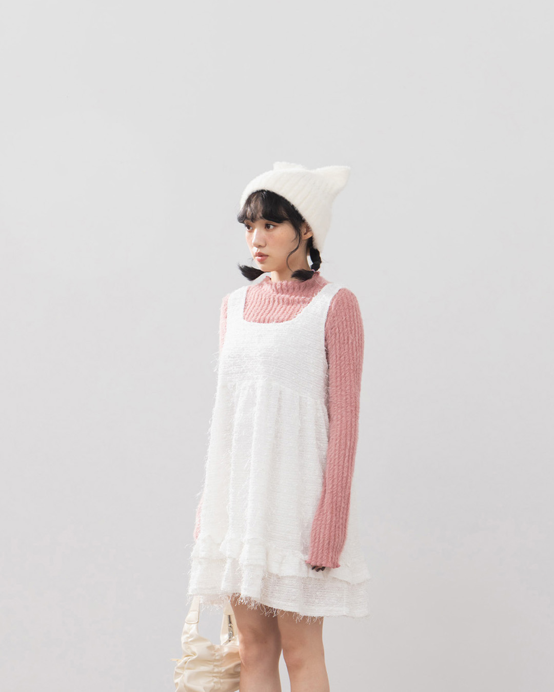 冬8未入荷---フェザーラメミニワンピース 2色展開