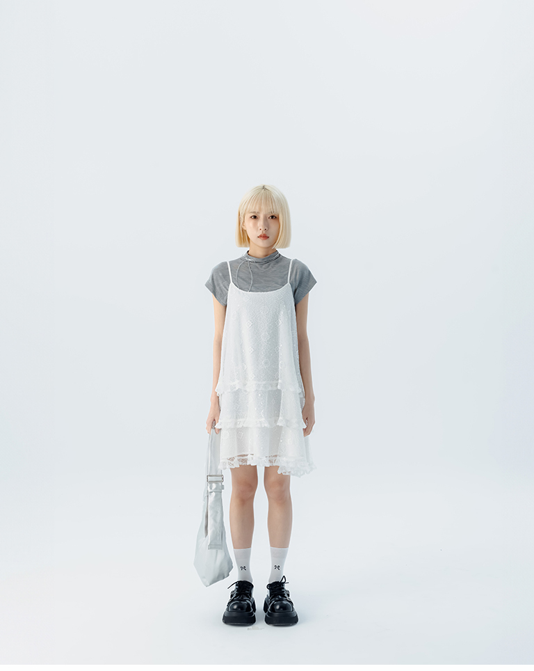 レースティアードミニワンピース 2色展開