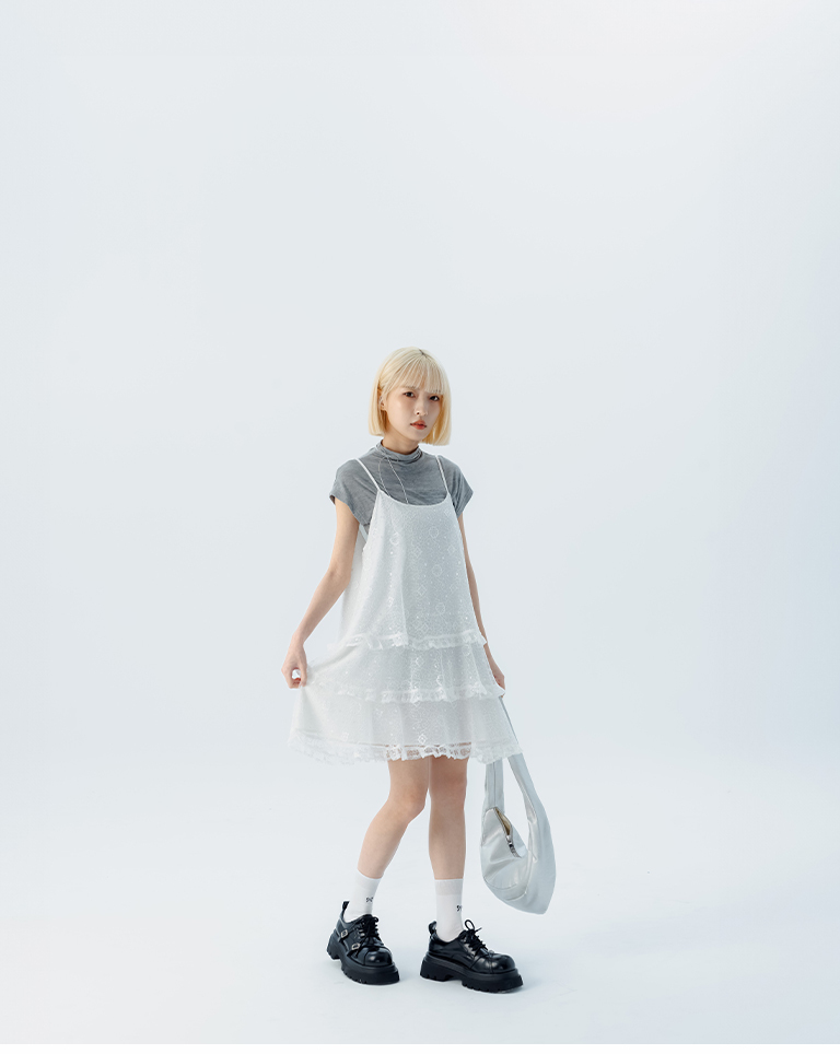 レースティアードミニワンピース 2色展開