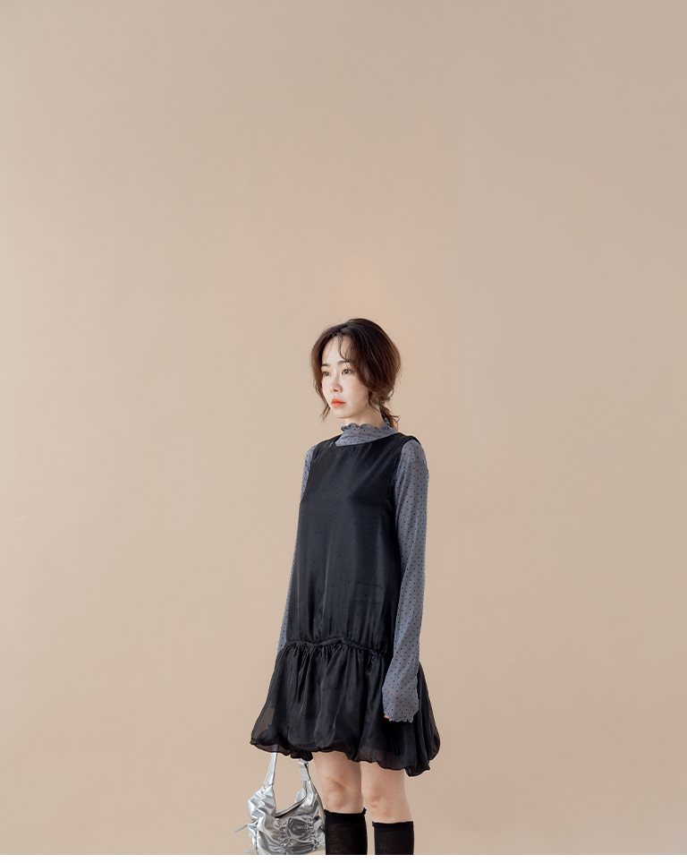 光沢ドットドロストバルーンミニワンピース 3色展開