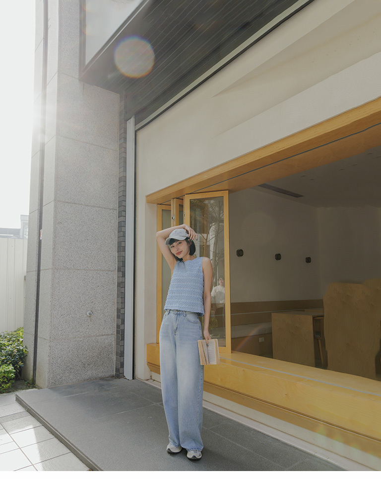 フリルタンクトップ 三色展開