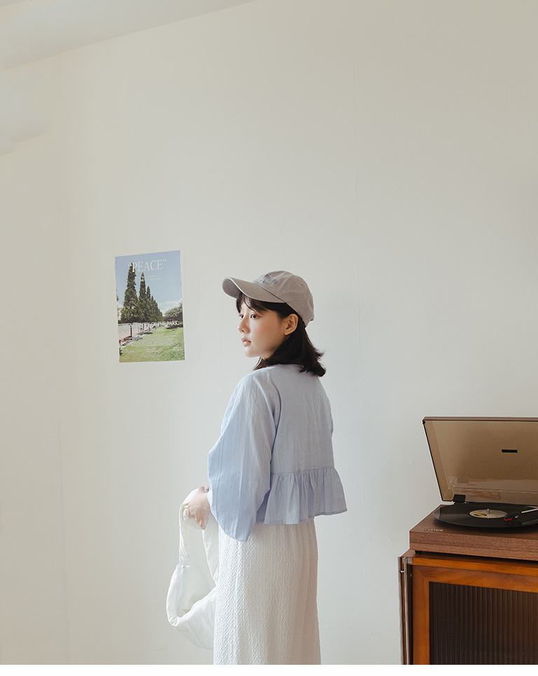 ボン付きフレアブラウス 2色展開