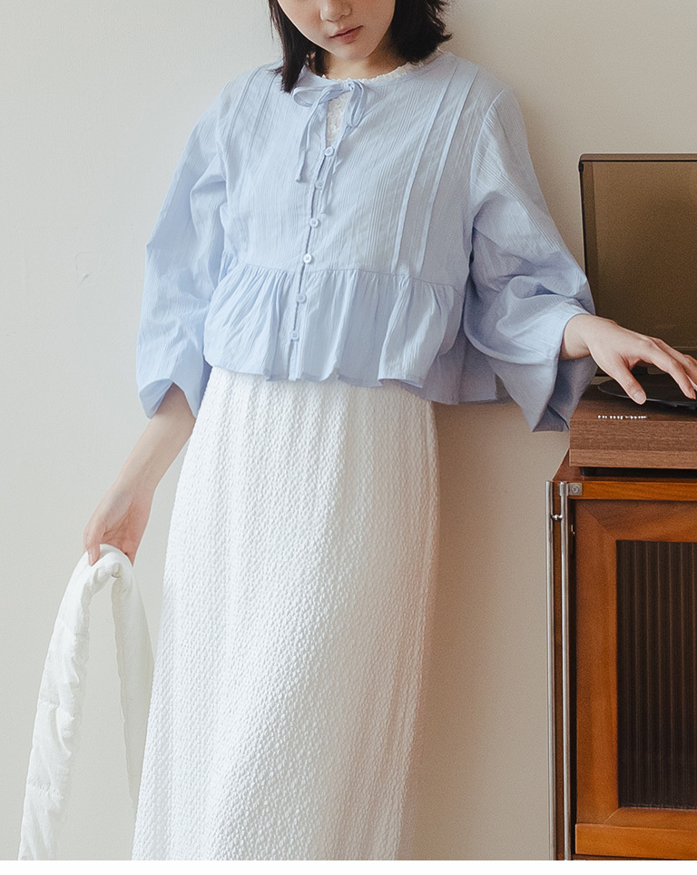 ボン付きフレアブラウス 2色展開