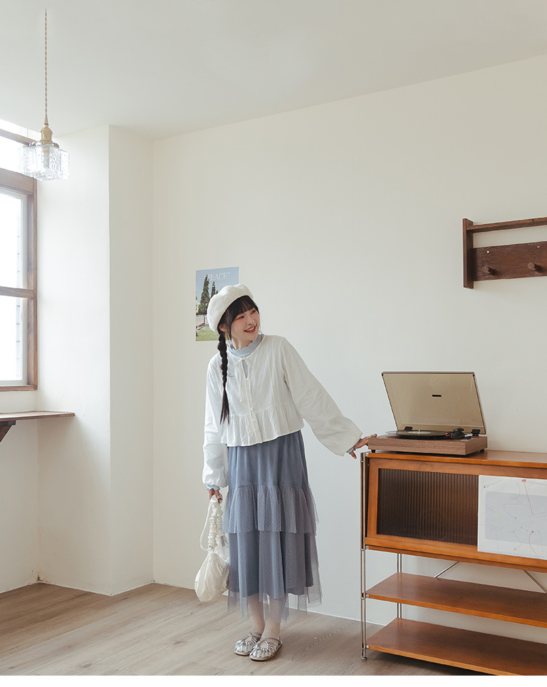 ボン付きフレアブラウス 2色展開