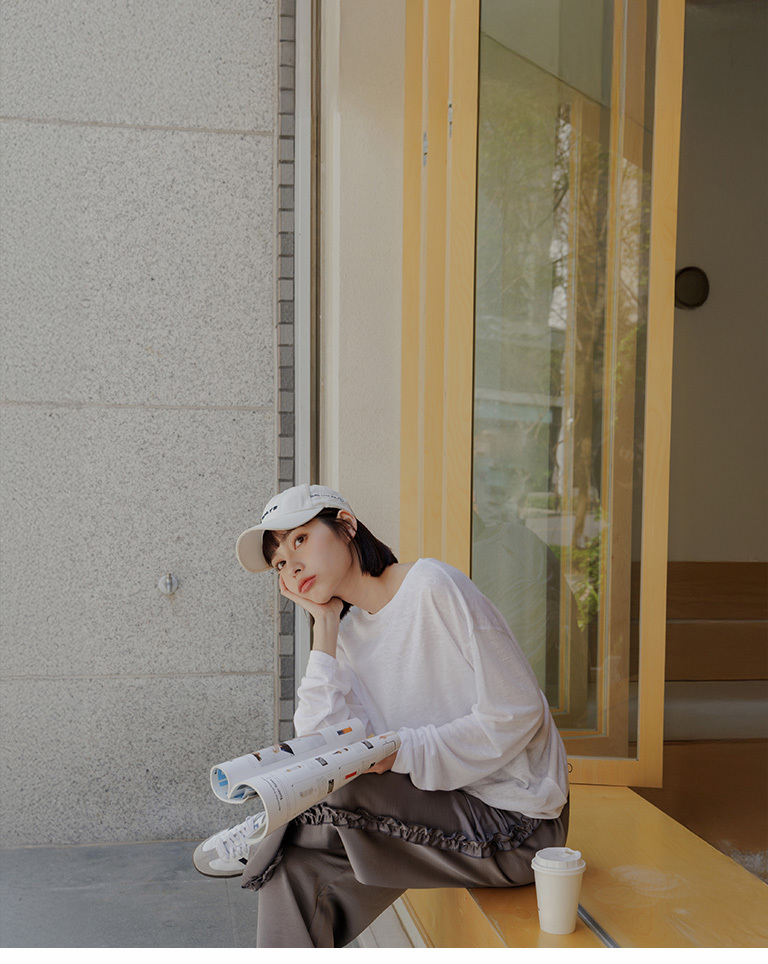 バックレースアップトップス 二色展開