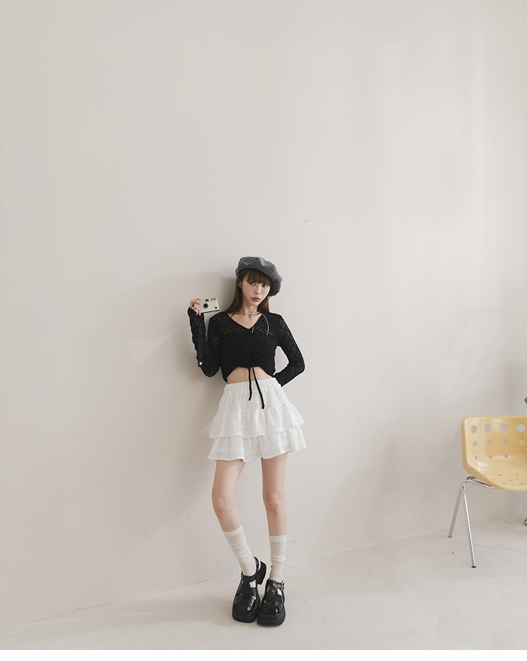レースシアートップス 2色展開