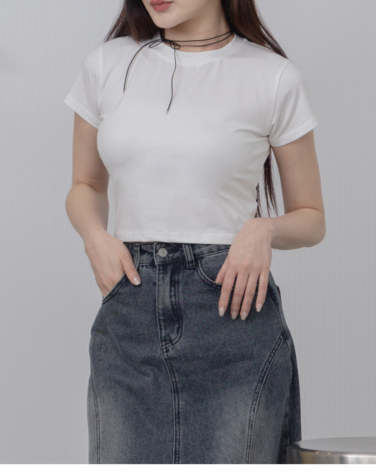 バックリボンカットアウトTシャツ 2色展開