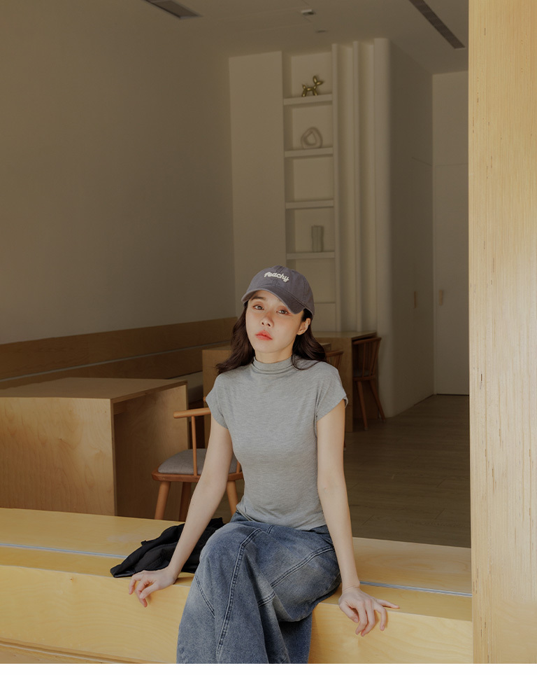 モックネック半袖カットソー 三色展開 01098970