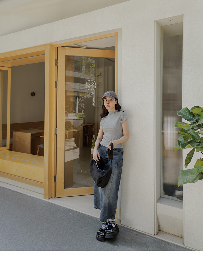 モックネック半袖カットソー 三色展開 01098970