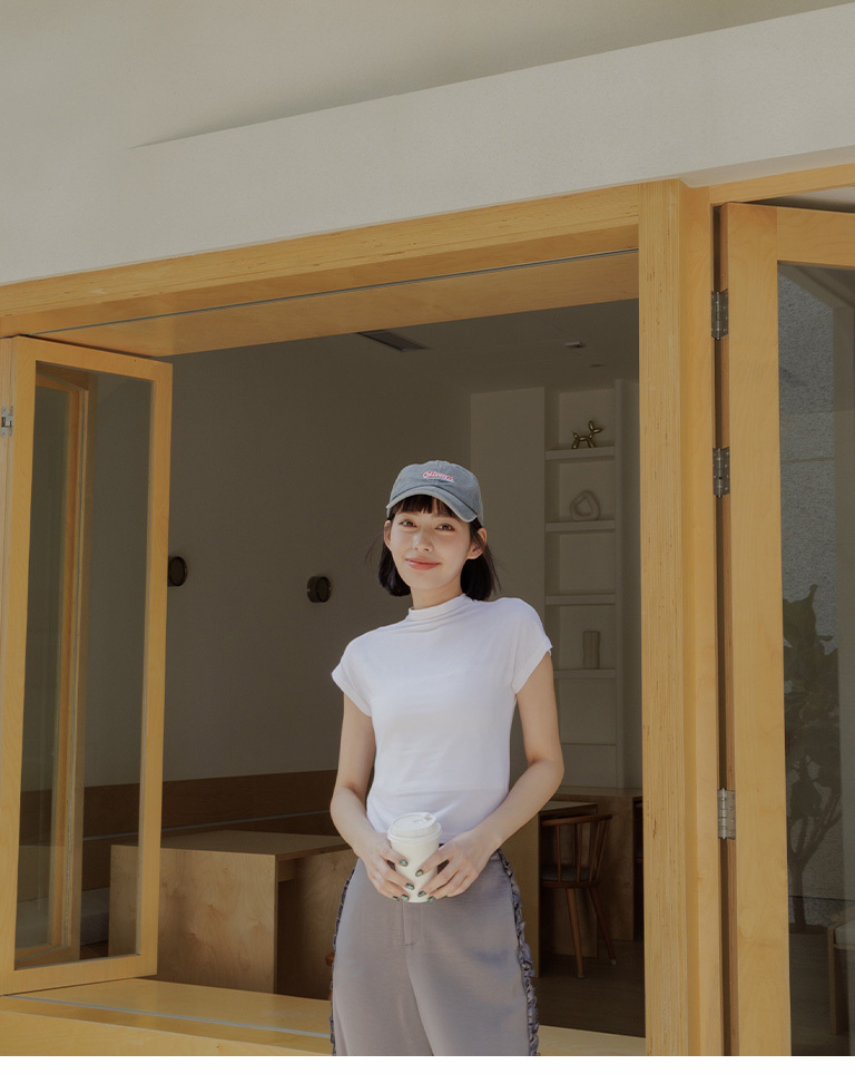 モックネック半袖カットソー 三色展開 01098970