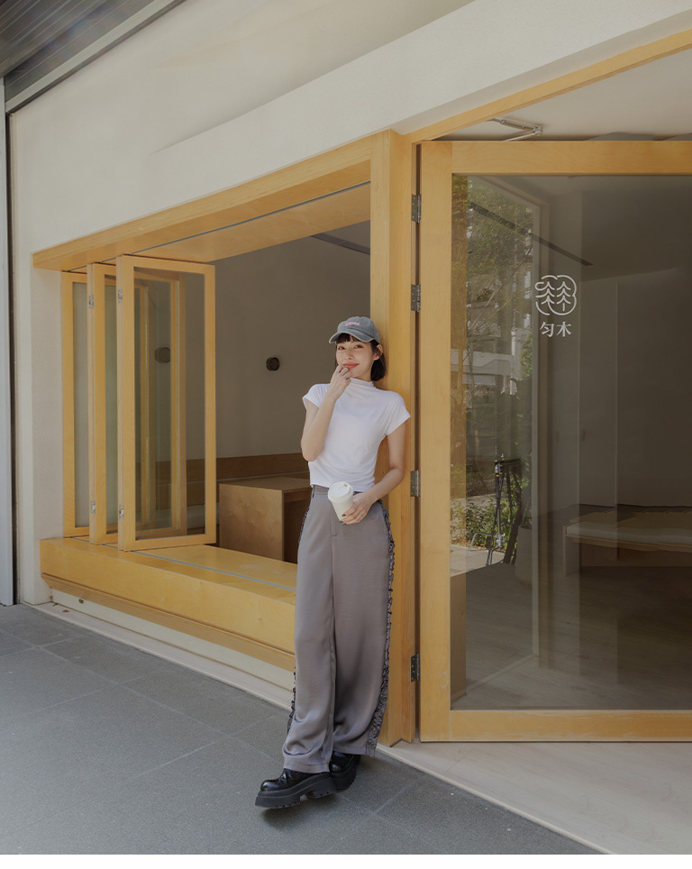 モックネック半袖カットソー 三色展開 01098970