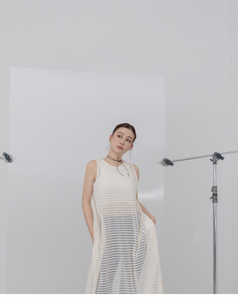 メッシュバックスリットロングベスト 2色展開