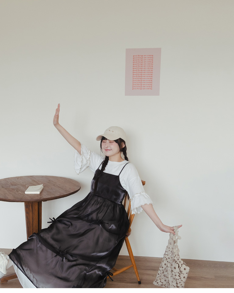 バイカラーフリルスリーブトップス 2色展開