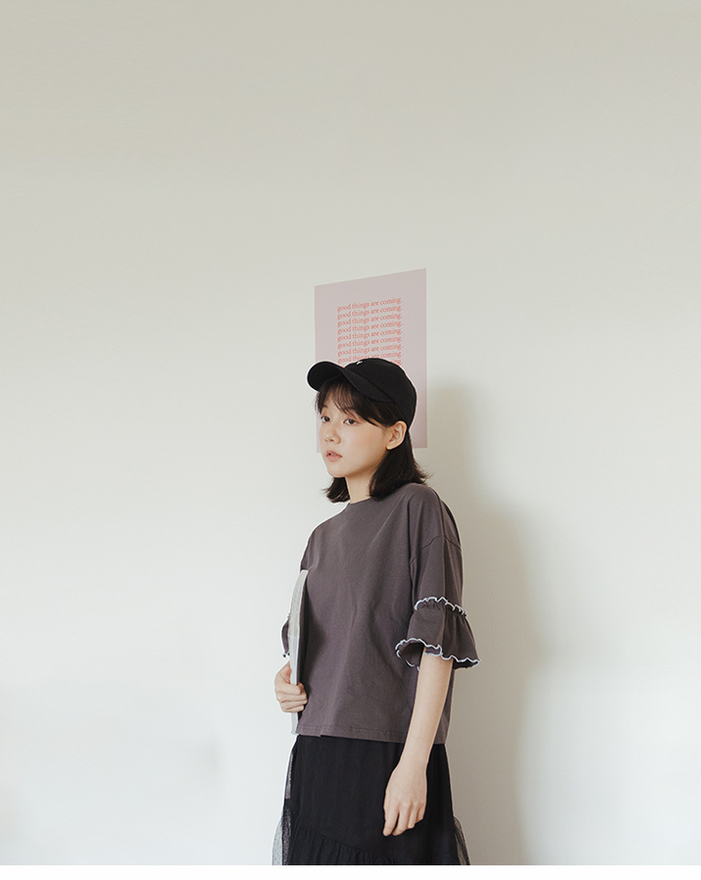 バイカラーフリルスリーブトップス 2色展開